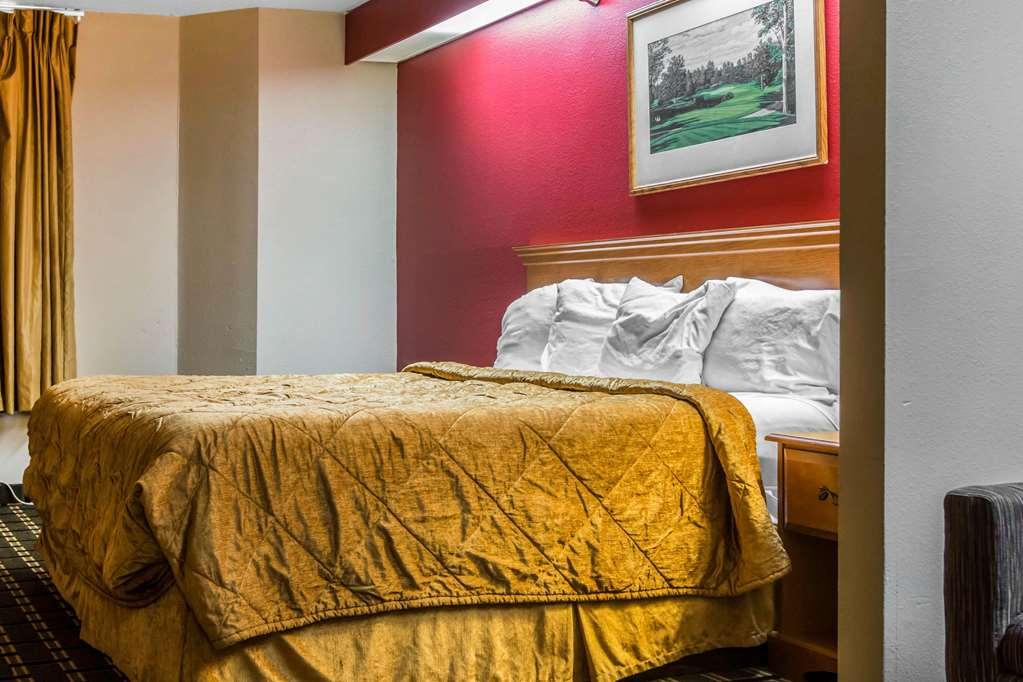 Econo Lodge Inn & Suites Peoria Illinois Pokoj fotografie