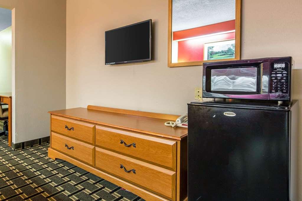 Econo Lodge Inn & Suites Peoria Illinois Pokoj fotografie
